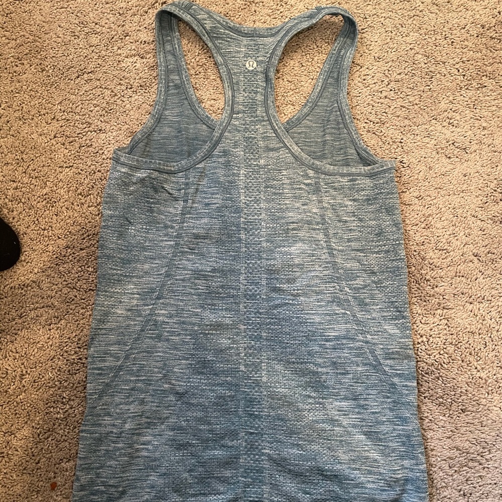 Lululemon Swiftly Tech Racerback Top, Size 4 - image 4